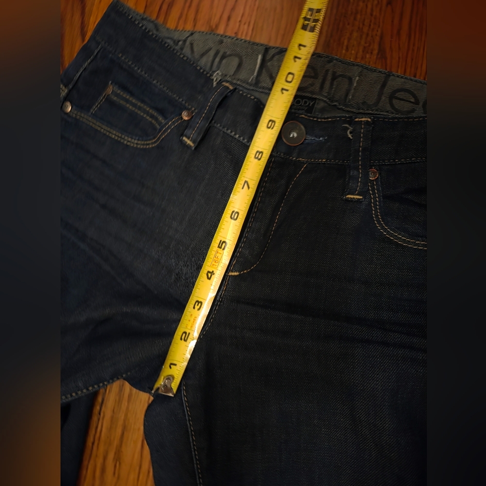 Calvin Klein Dark Denim Body Skinny Jeans Size 30 - Picture 10 of 11